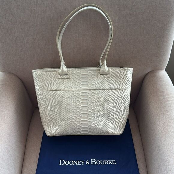 Dooney & Bourke Pearlized Snake Doomed Satchel Bag! - Picture 3 of 13